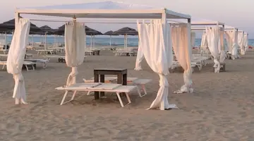 DuoMo hotel & noMi club