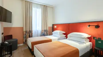 DuoMo hotel & noMi club