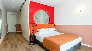 DuoMo hotel & noMi club