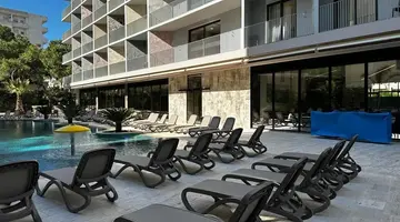 Durres Bay Hotel