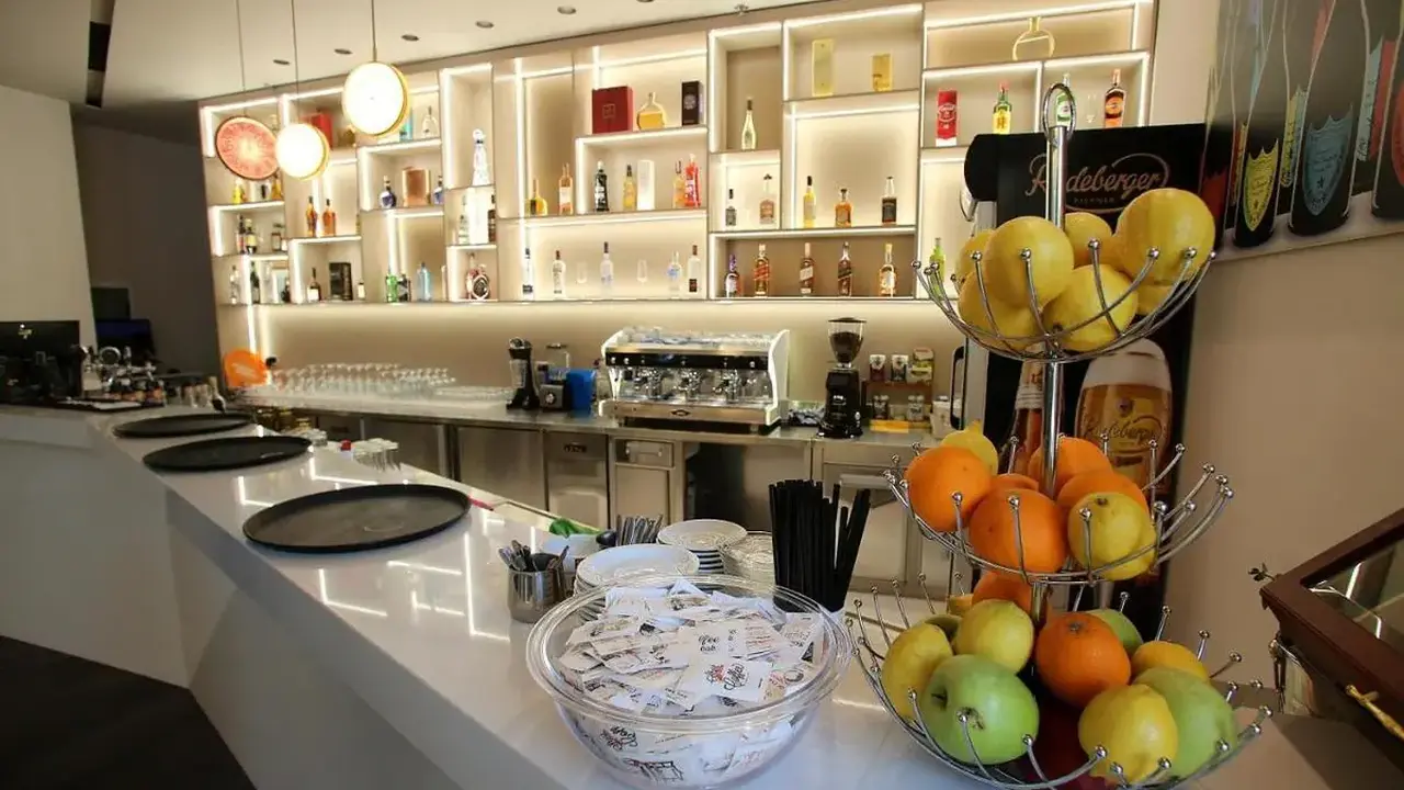 Durres Bay Hotel