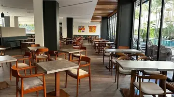 Durres Bay Hotel