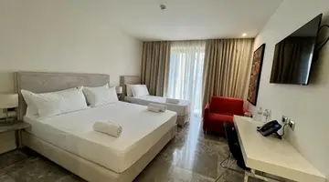 Durres Bay Hotel
