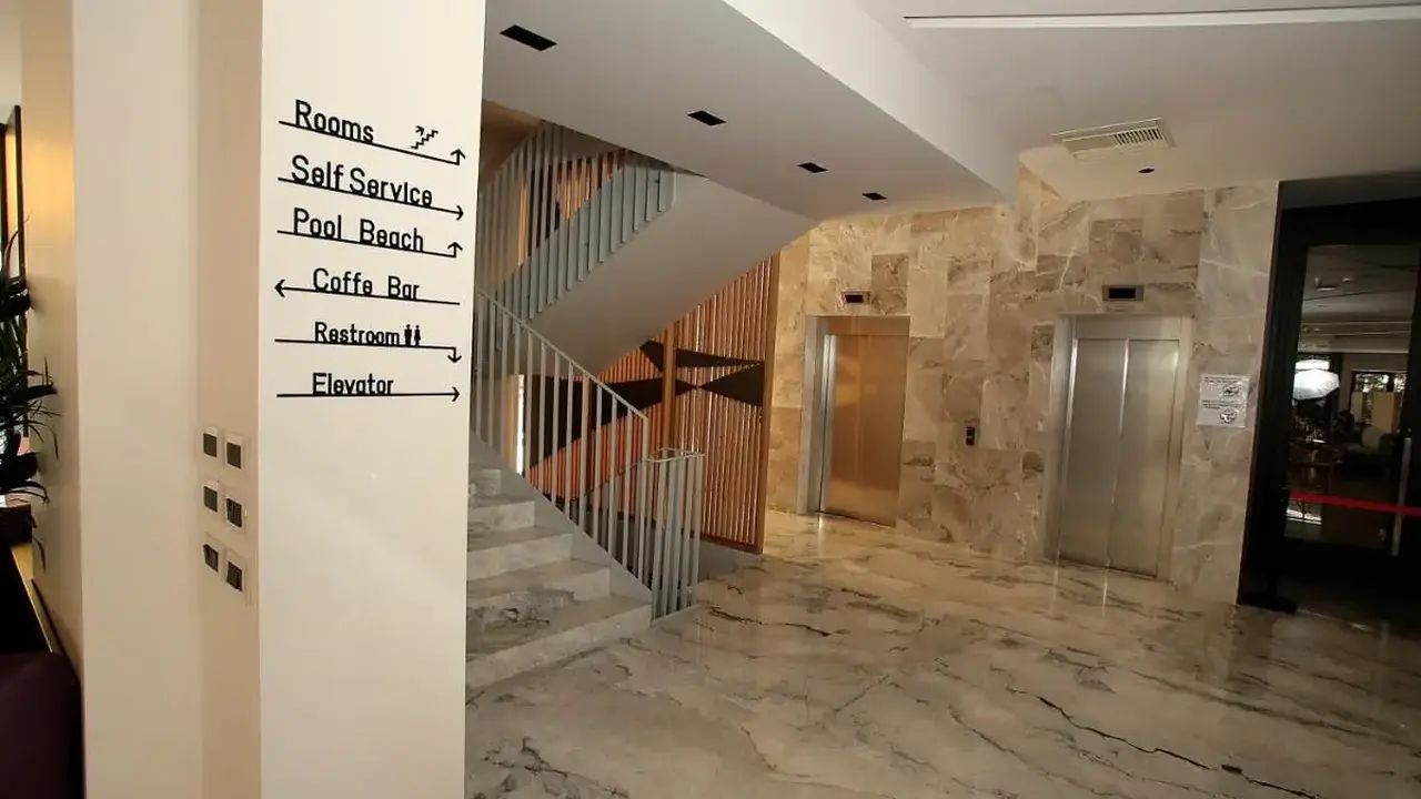 Durres Bay Hotel