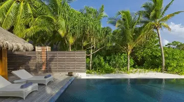 DUSIT THANI MALDIVES