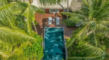 DUSIT THANI MALDIVES