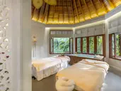 Dusit Thani Maldives