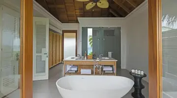 Dusit Thani Maldives