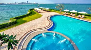 Dusit Thani Pattaya