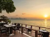 Dusit Thani Pattaya