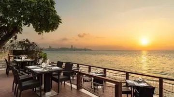 Dusit Thani Pattaya