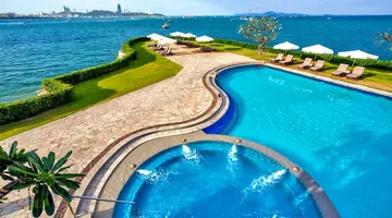Dusit Thani Pattaya