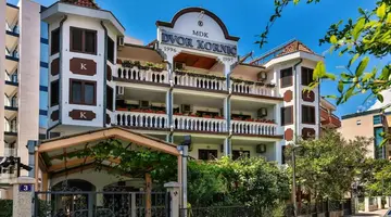 Dvor Kornic Villa