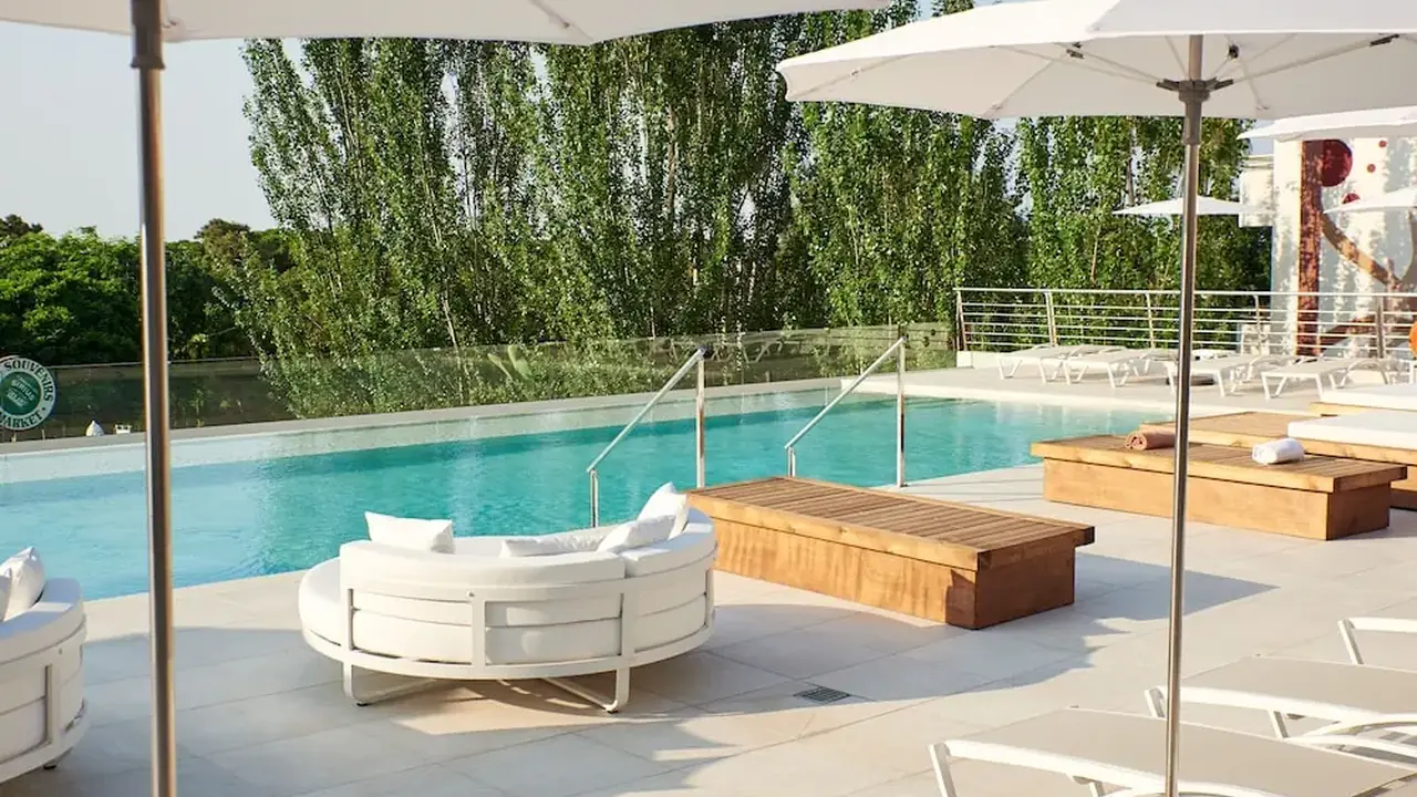 DWO Sirius -Adults Only