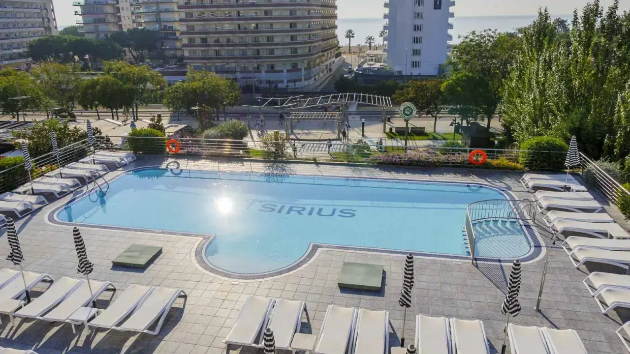 Dwo Sirius Adults Only
