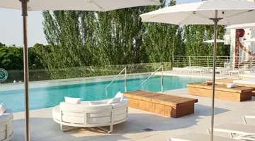 Dwo Sirius by Checkin Adults only