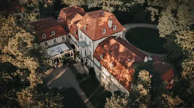 Dwór Sieraków