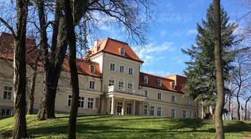 Dwór Sieraków