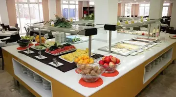 Dynastic Hotel