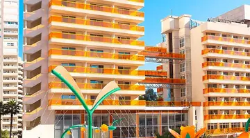 Dynastic Hotel