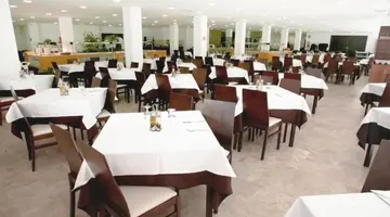 Dynastic Hotel