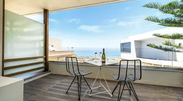 Dyo Suites