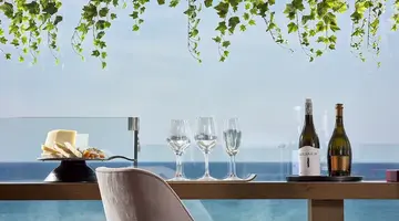 Dyo Suites