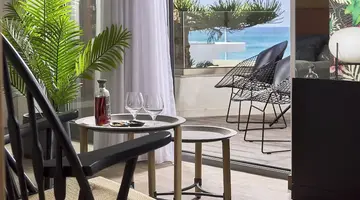 Dyo Suites