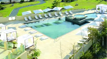 E Hotel Spa and Resort