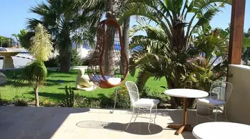 E Hotel Spa and Resort