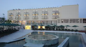 E Hotel Spa and Resort