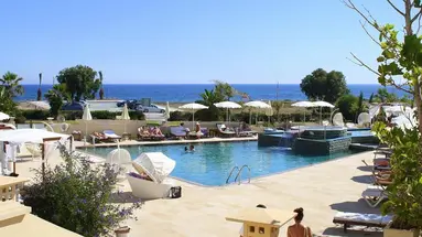 E Hotel Spa and Resort