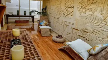 E Hotel Spa And Resort