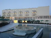 E Hotel Spa and Resort