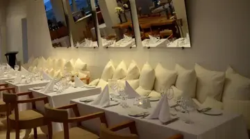 E Hotel Spa And Resort