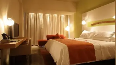 E Hotel Spa and Resort
