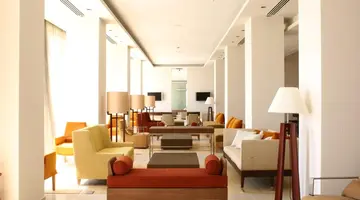 E Hotel Spa and Resort
