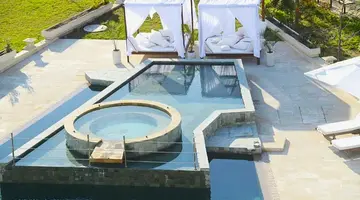 E Hotel Spa And Resort