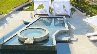 E Hotel Spa And Resort