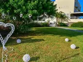E Hotel Spa And Resort