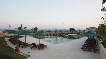 E Hotel Spa and Resort