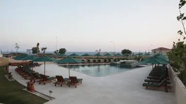 E Hotel Spa and Resort