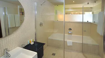 E Hotel Spa & Resort