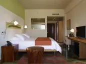 E Hotel Spa & Resort