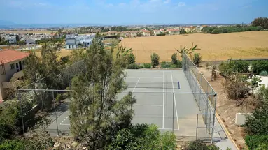 E Hotel Spa & Resort