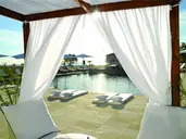 E Hotel Spa & Resort