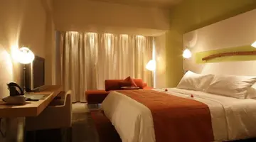 E Hotel Spa & Resort