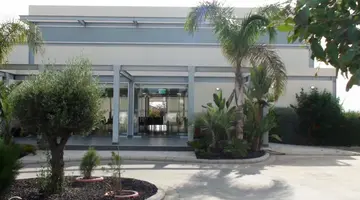 E Hotel Spa & Resort