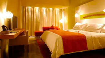 E Hotel Spa & Resort