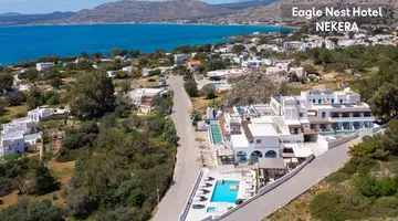 Eagle Nest Hotel